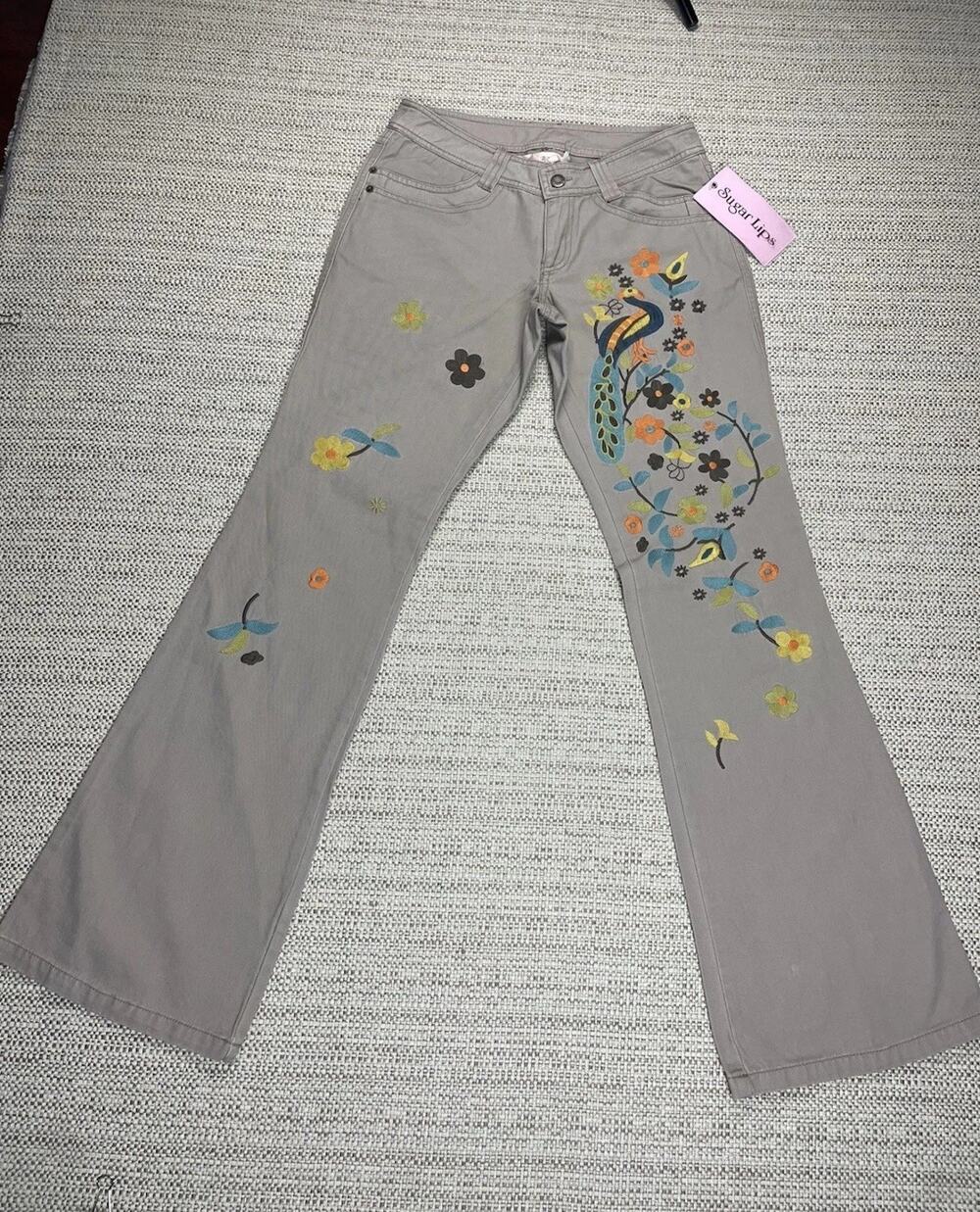 Sugar Lips Women's Beige Khaki Jeans Embroidered Flowers Boho New Flare